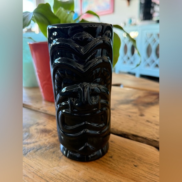🗿🌺 VIVA Black and White Tiki Mugs LAS VEGAS - Picture 5 of 10